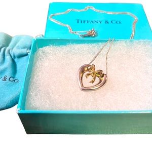 SOLD Tiffany & Co 18K Yellow Gold 750 Sterling Silver 925 Open Heart Bow Necklac